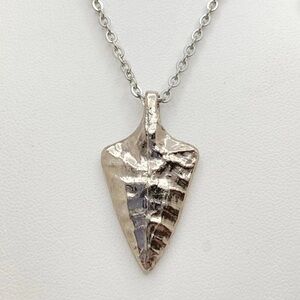 Spearhead Pendant Arrowhead Necklace Vintage GREAT GIFT ALERT